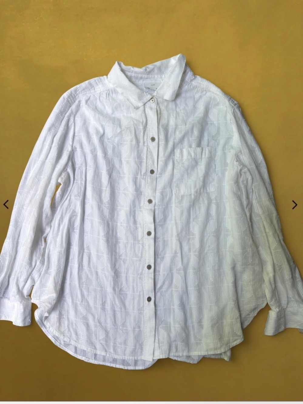 J. Jill White Textured Button-Down Shirt